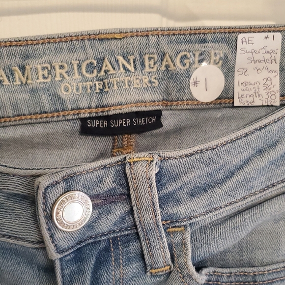 American Eagle Outfitters Low Rise Women's Light Blue "Long" Skinny Jeans - Picture 5 of 5